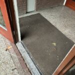 onder deze mat